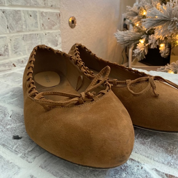 Flats - Picture 2 of 3